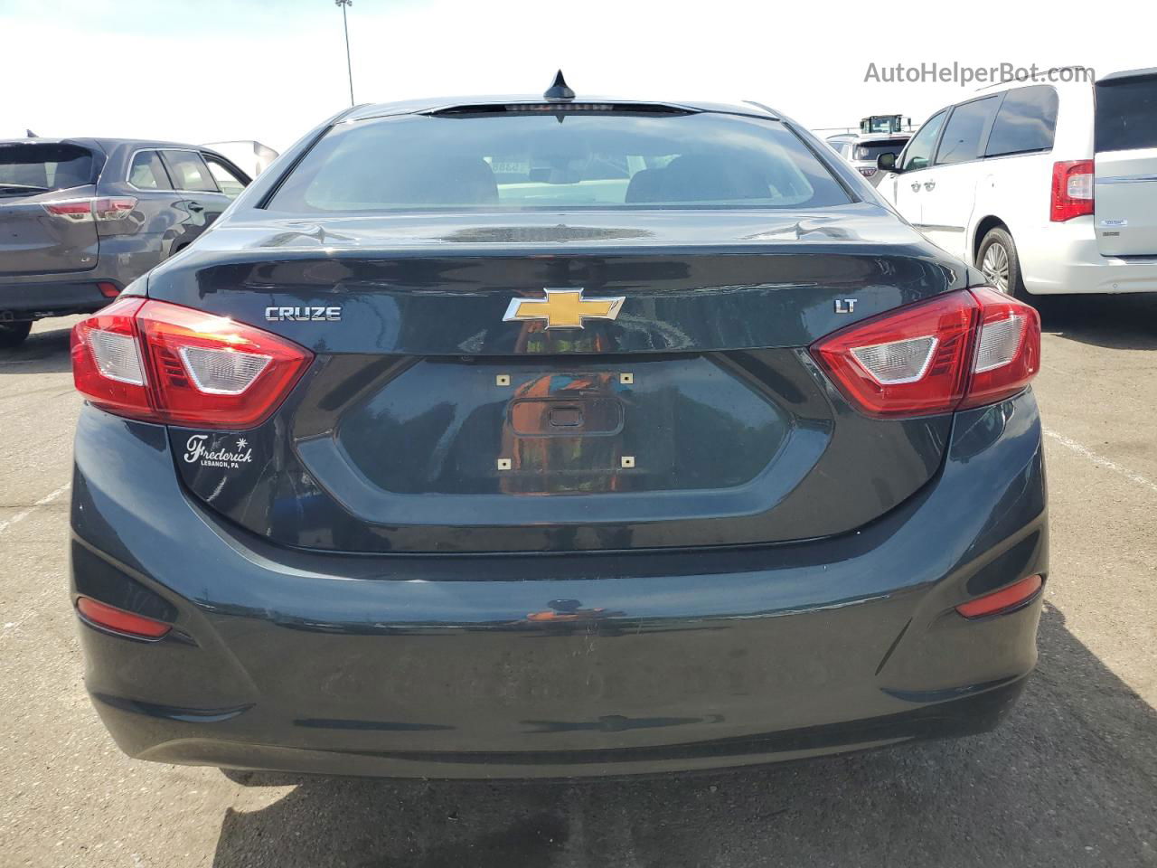 2018 Chevrolet Cruze Lt Угольный vin: 1G1BE5SM9J7112448