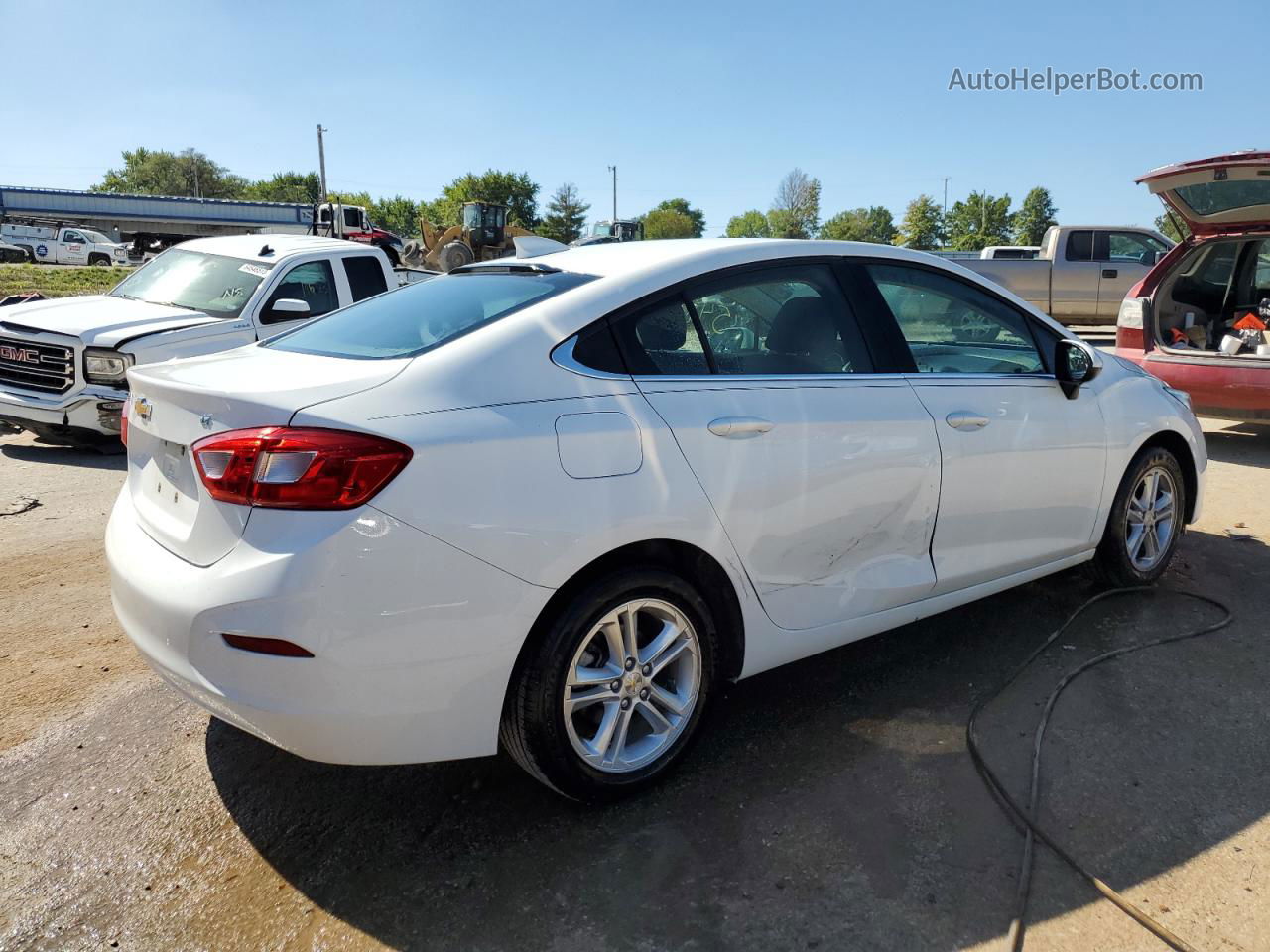 2017 Chevrolet Cruze Lt White vin: 1G1BE5SMXH7234407