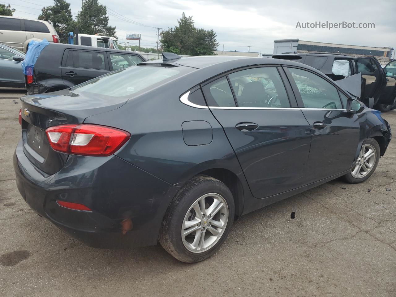 2018 Chevrolet Cruze Lt Серый vin: 1G1BE5SMXJ7233456