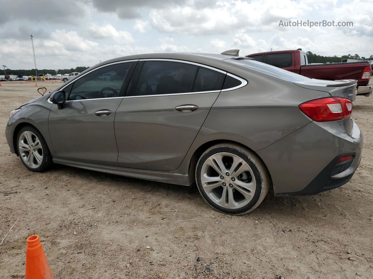 2017 Chevrolet Cruze Premier Gray vin: 1G1BF5SM1H7187460