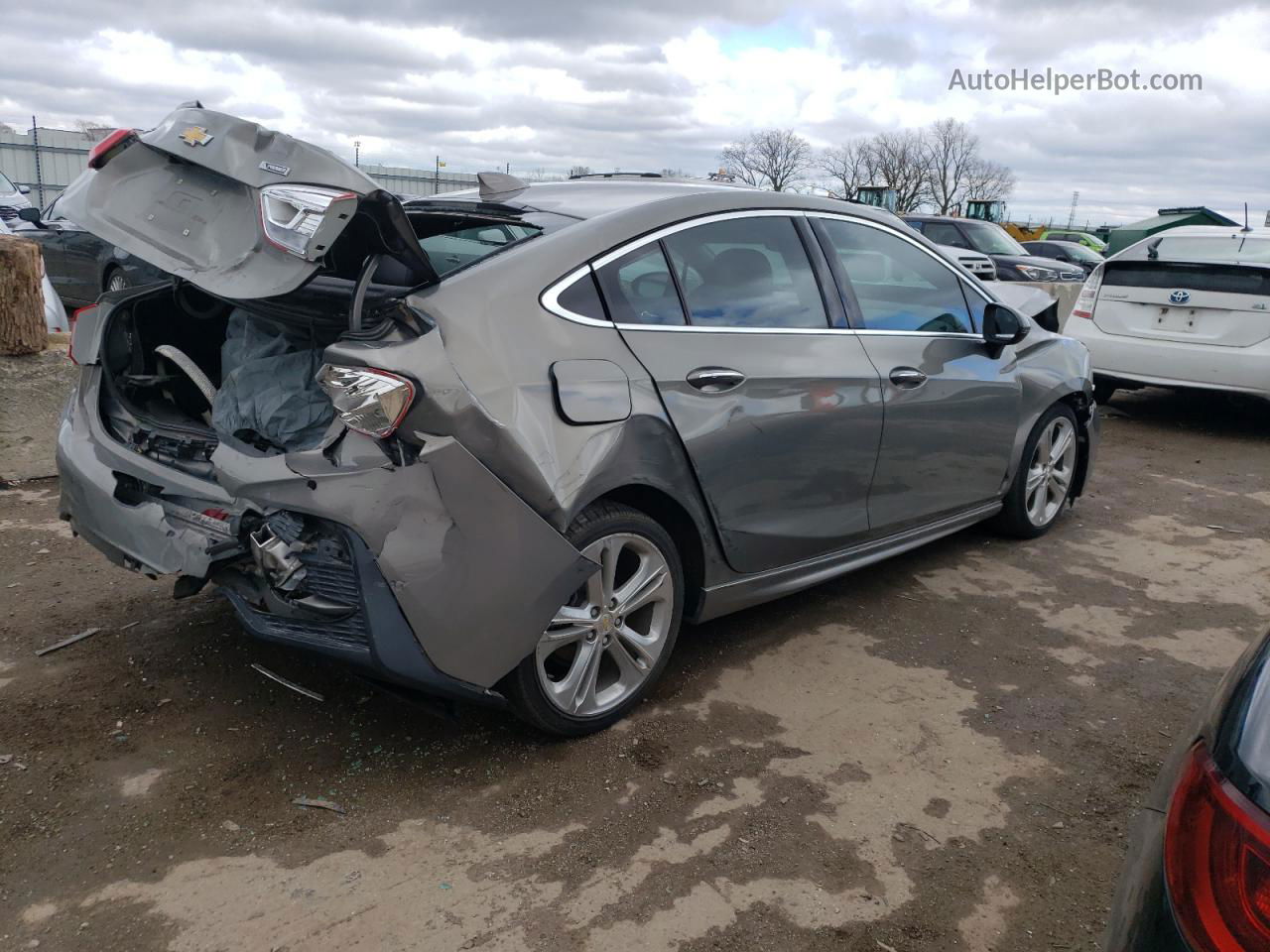 2017 Chevrolet Cruze Premier Серый vin: 1G1BF5SM2H7196393