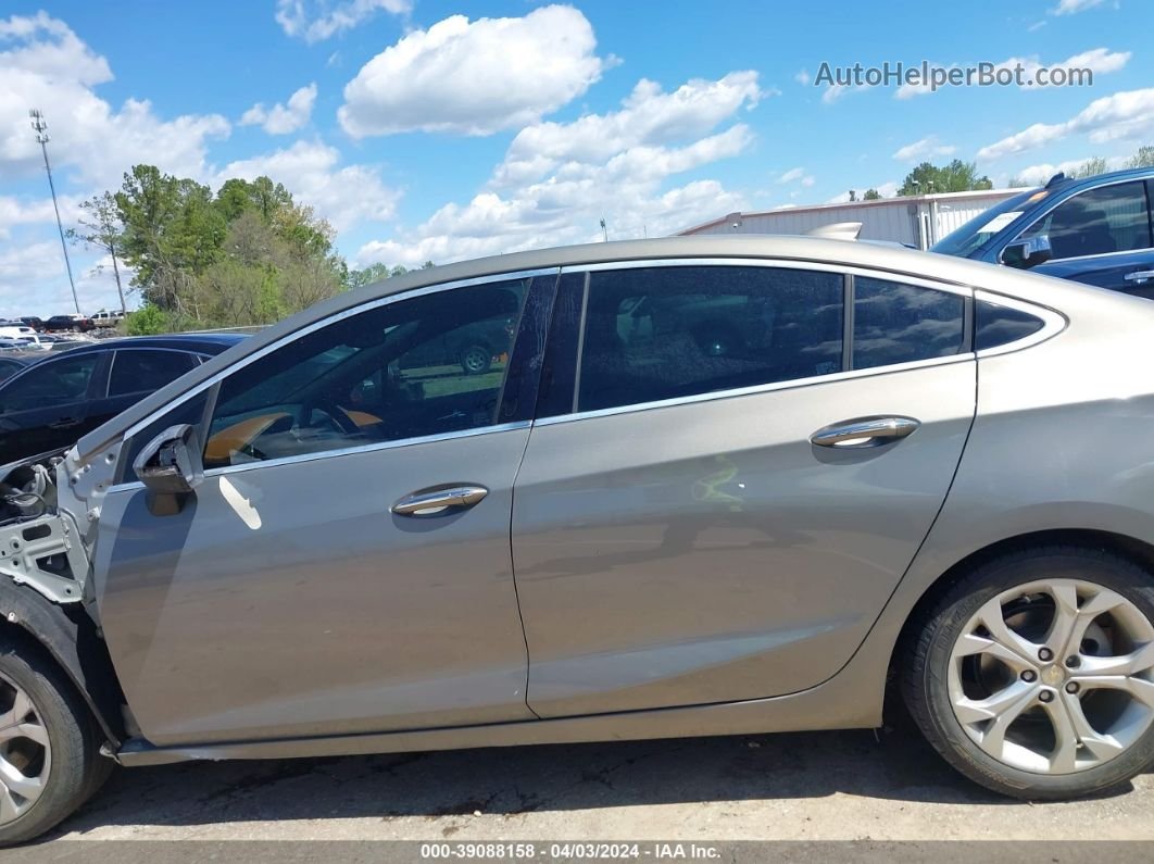 2017 Chevrolet Cruze Premier Auto Beige vin: 1G1BF5SM4H7203229