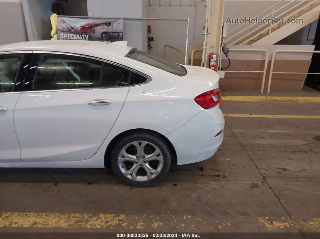 2018 Chevrolet Cruze Premier Auto White vin: 1G1BF5SM5J7221292