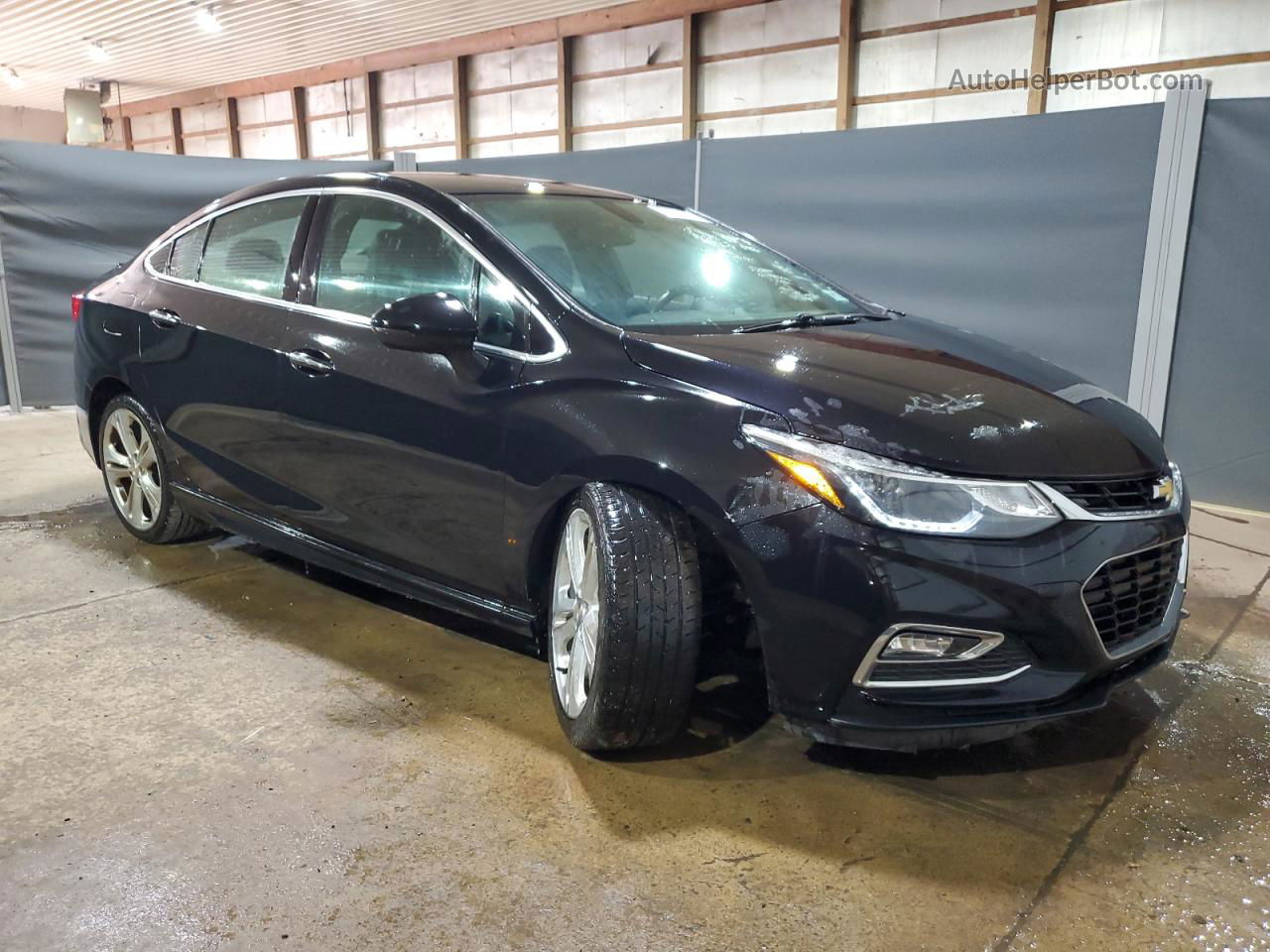 2018 Chevrolet Cruze Premier Black vin: 1G1BF5SM5J7223382