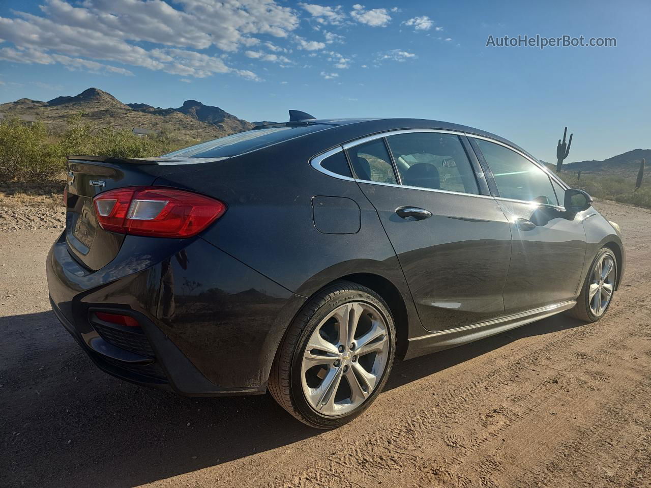 2017 Chevrolet Cruze Premier Серый vin: 1G1BF5SM7H7109362