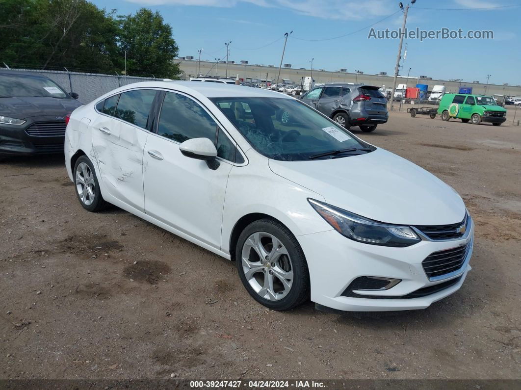 2017 Chevrolet Cruze Premier Auto Белый vin: 1G1BF5SM8H7182871