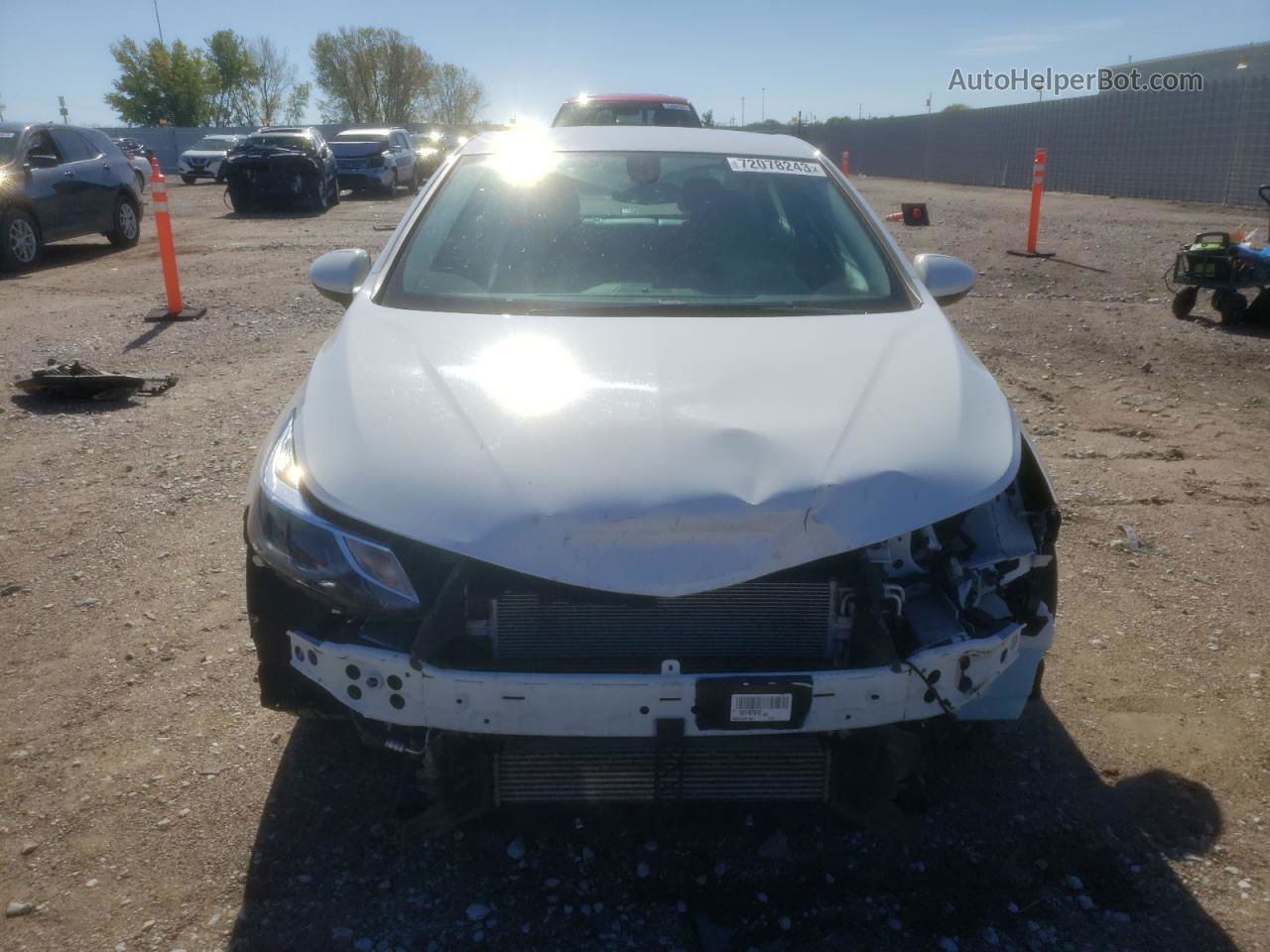 2018 Chevrolet Cruze Premier White vin: 1G1BF5SM9J7197773