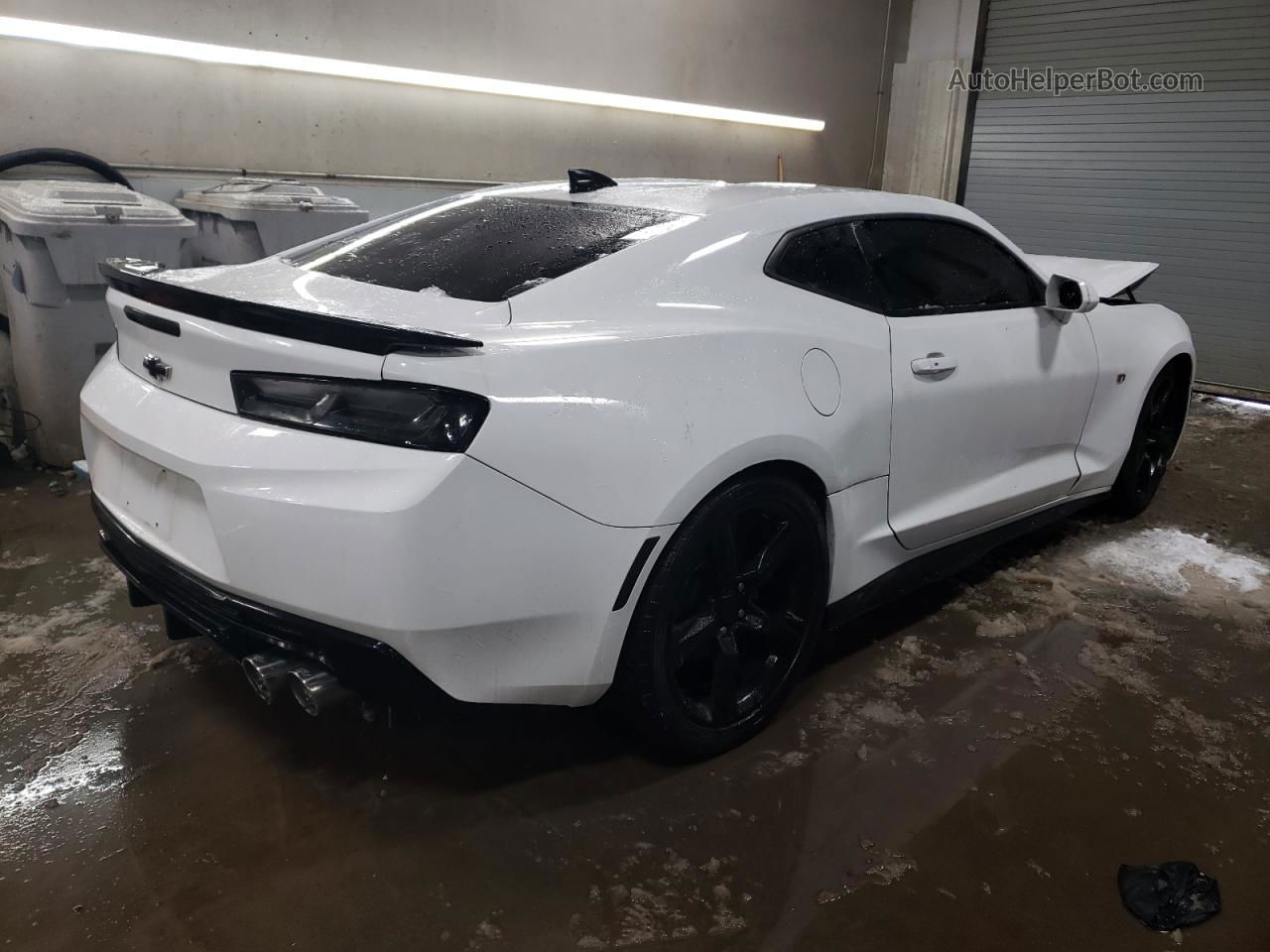 2018 Chevrolet Camaro Lt Белый vin: 1G1FB1RS0J0145905