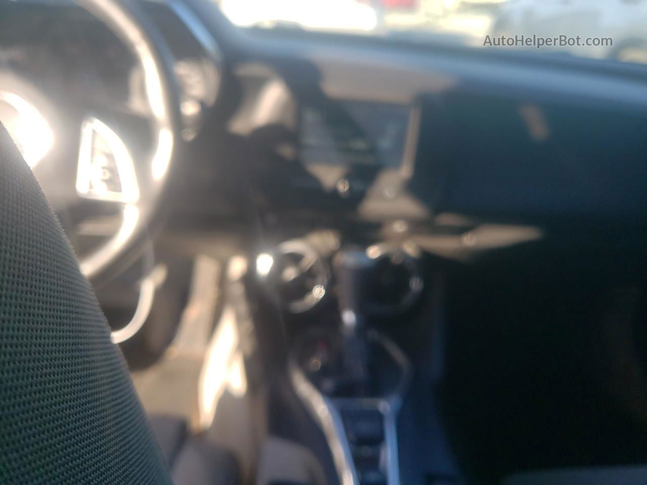 2017 Chevrolet Camaro Lt Серебряный vin: 1G1FB1RS3H0199791