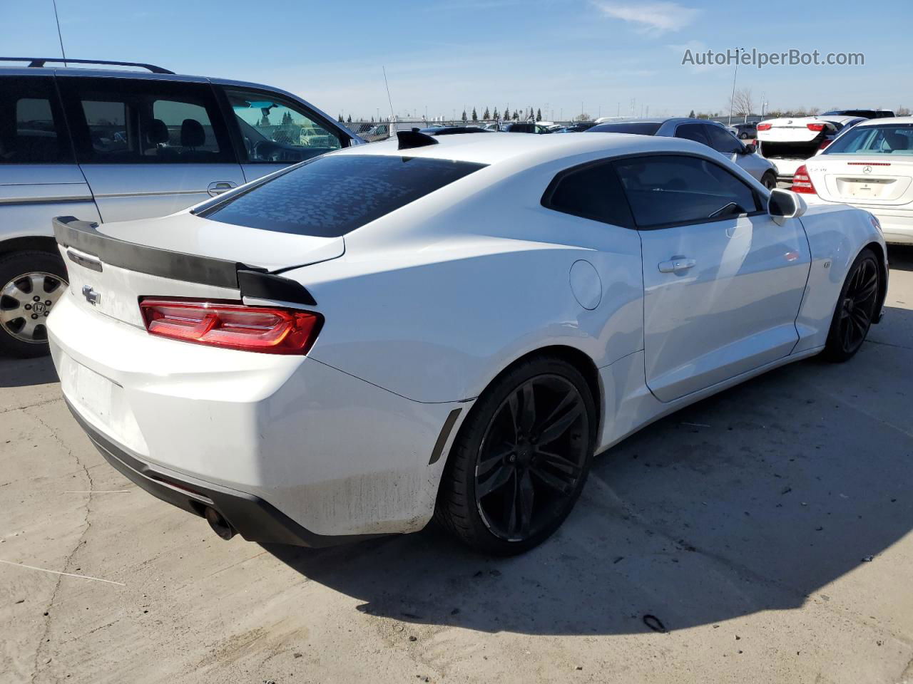 2017 Chevrolet Camaro Lt White vin: 1G1FB1RS6H0151444