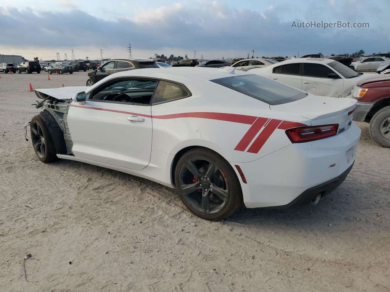 2018 Chevrolet Camaro Lt White vin: 1G1FB1RS6J0143852