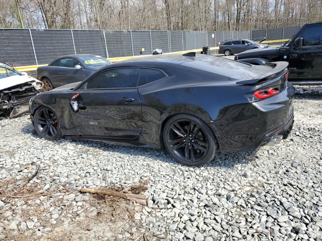 2018 Chevrolet Camaro Lt Black vin: 1G1FB1RS7J0191649