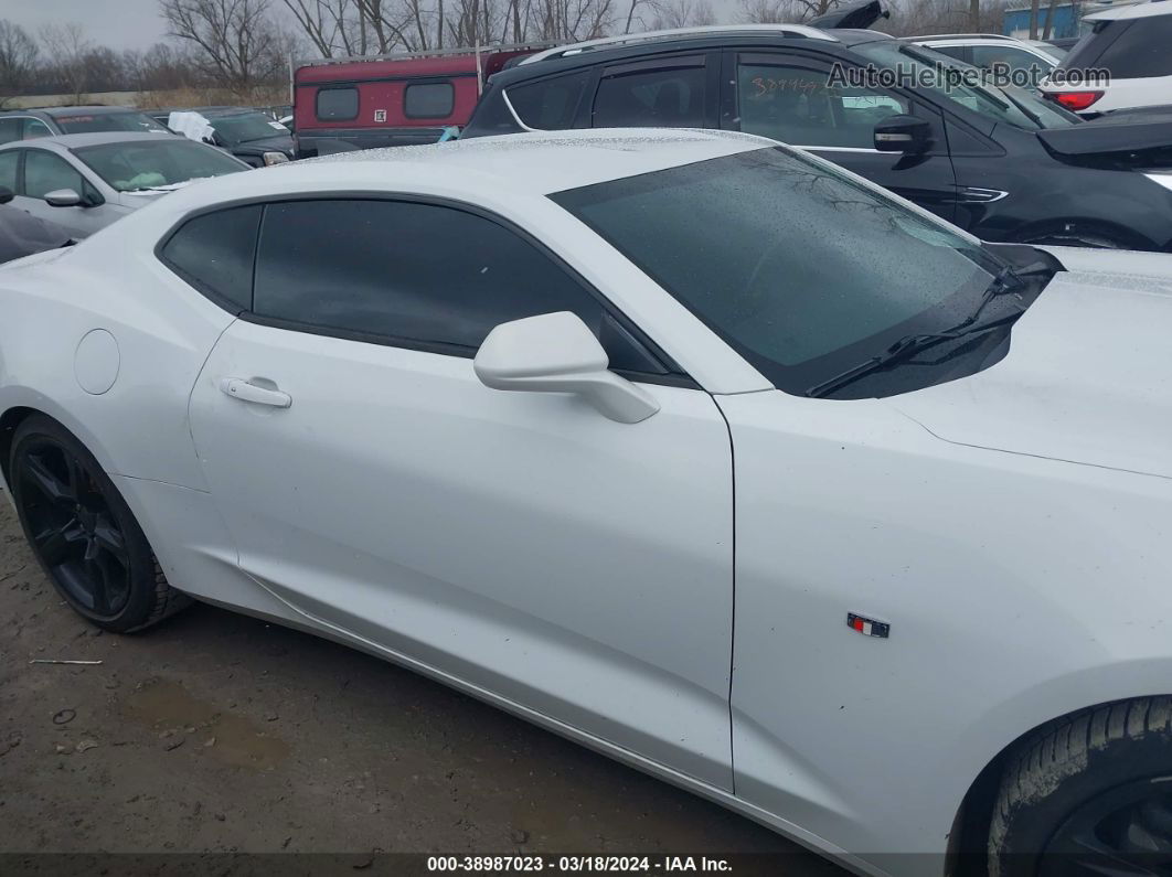 2018 Chevrolet Camaro 1lt White vin: 1G1FB1RS9J0108884