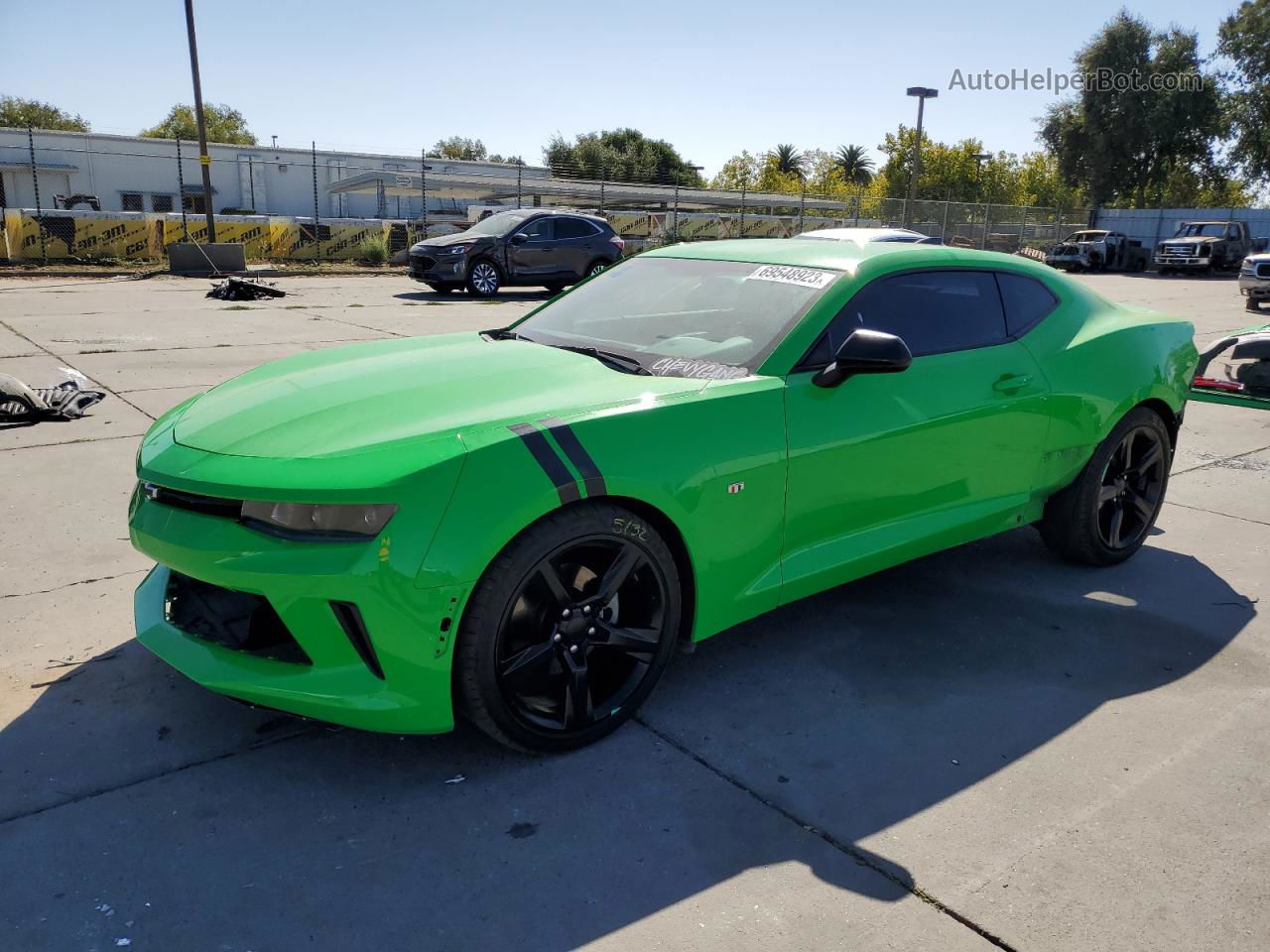 2017 Chevrolet Camaro Lt Green vin: 1G1FB1RX0H0190574