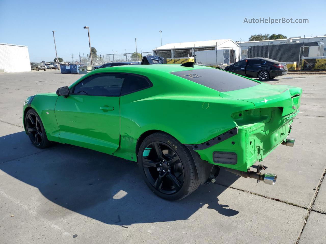 2017 Chevrolet Camaro Lt Green vin: 1G1FB1RX0H0190574