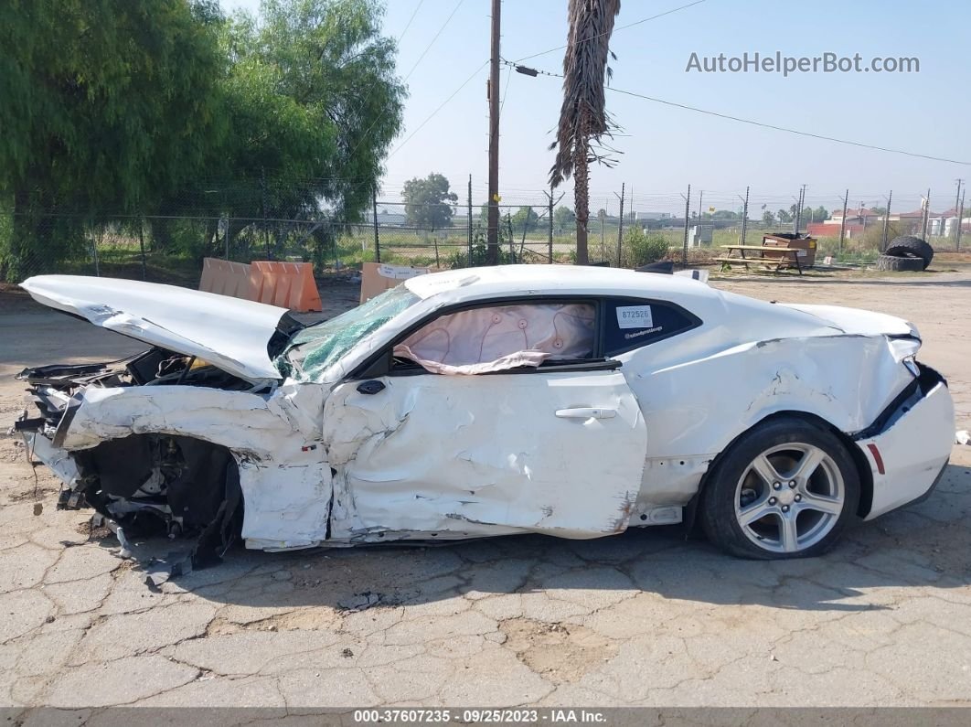 2018 Chevrolet Camaro 1lt White vin: 1G1FB1RX1J0158187