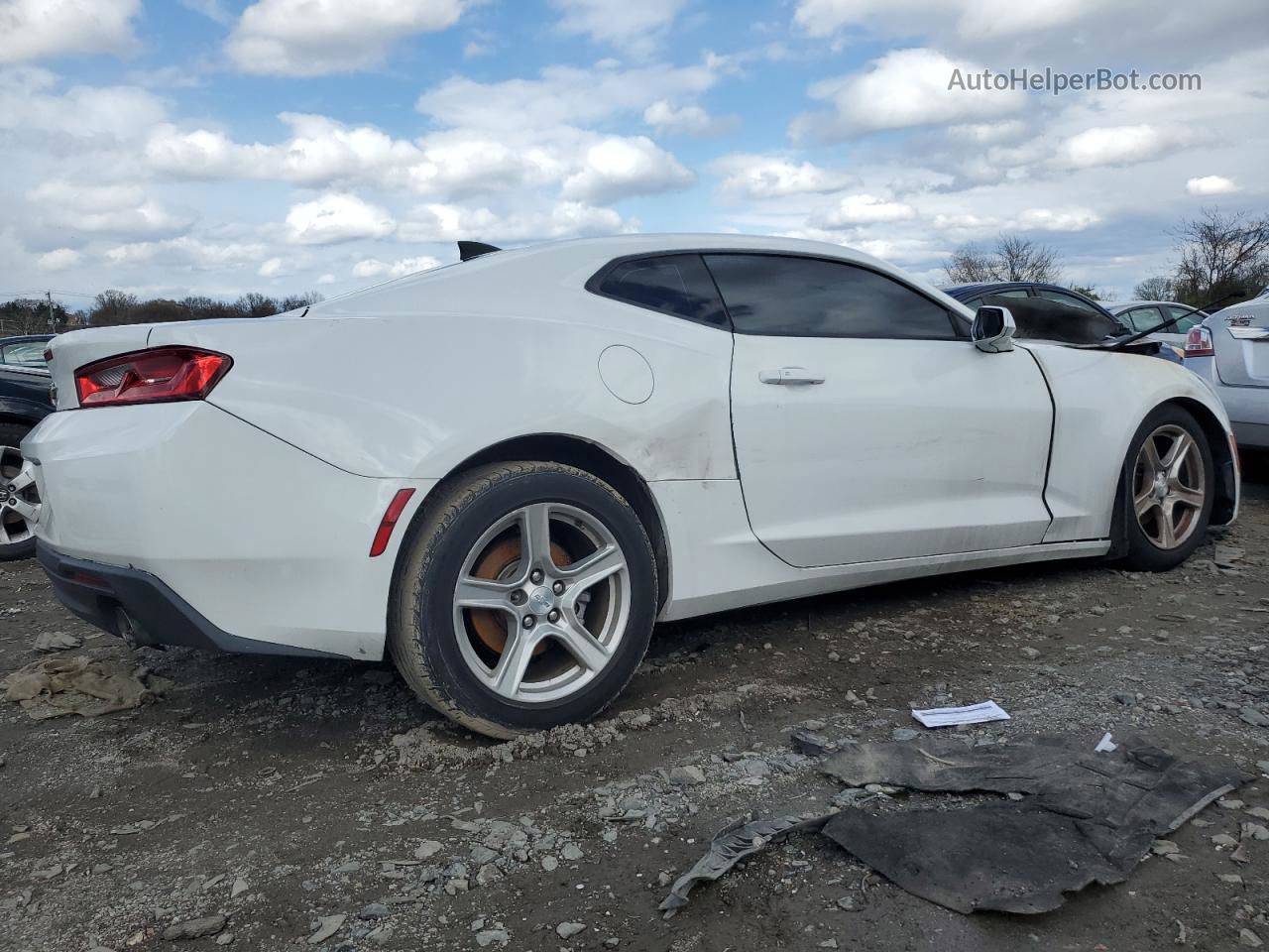 2017 Chevrolet Camaro Lt Белый vin: 1G1FB1RX8H0101947