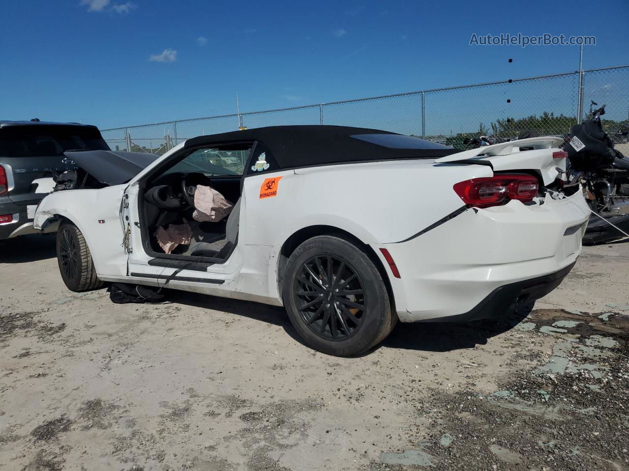 2020 Chevrolet Camaro Ls White vin: 1G1FB3DX6L0121142