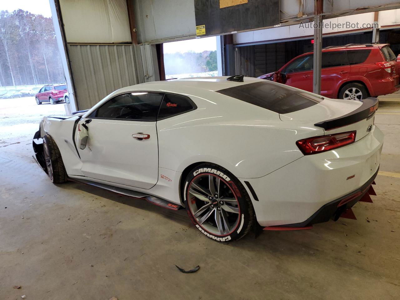 2018 Chevrolet Camaro Lt White vin: 1G1FD1RS1J0144899