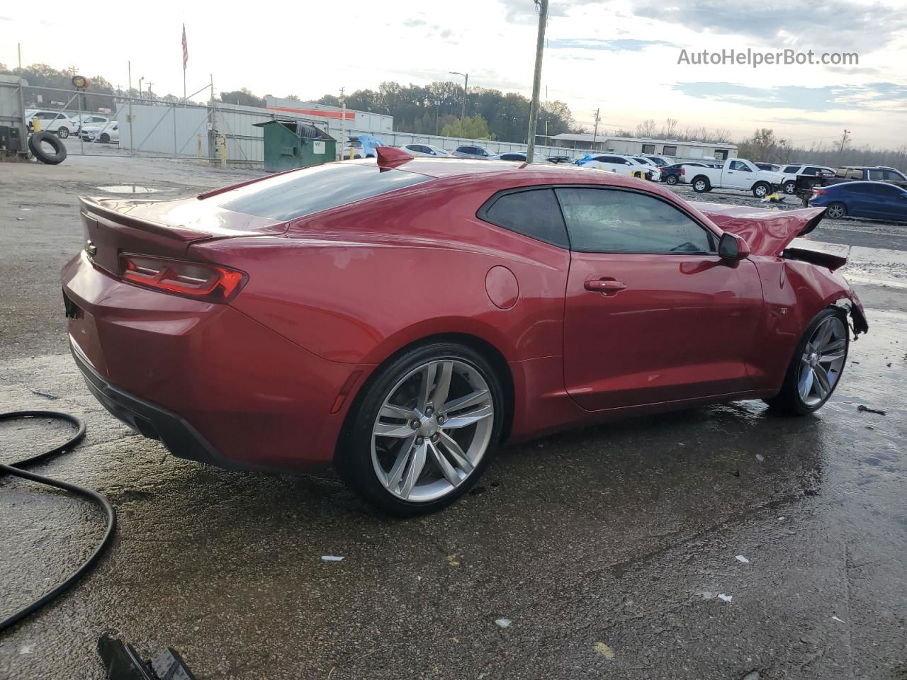 2018 Chevrolet Camaro Lt Red vin: 1G1FD1RS8J0101404