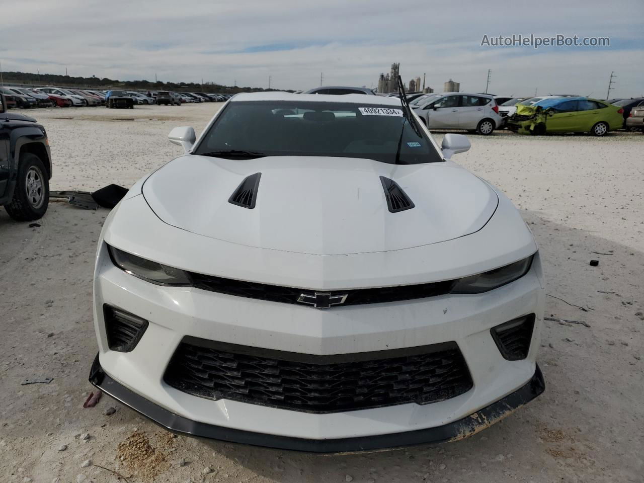 2018 Chevrolet Camaro Ss White vin: 1G1FE1R72J0170646