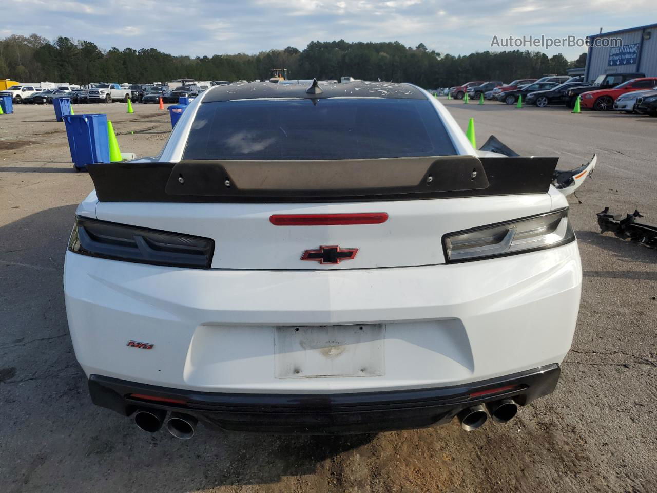 2018 Chevrolet Camaro Ss White vin: 1G1FF1R70J0137478