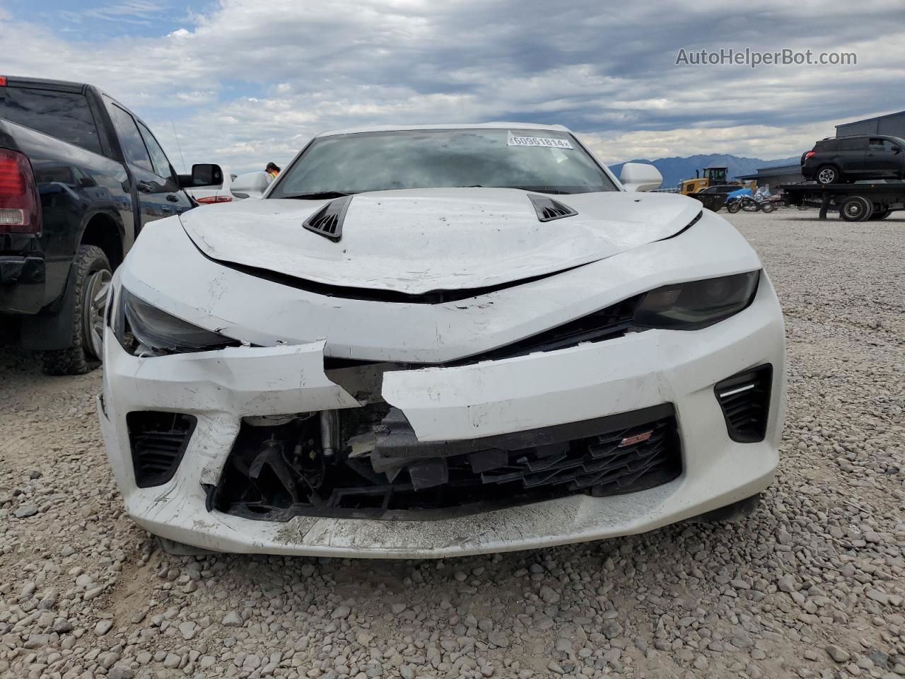 2018 Chevrolet Camaro Ss White vin: 1G1FH1R75J0190624