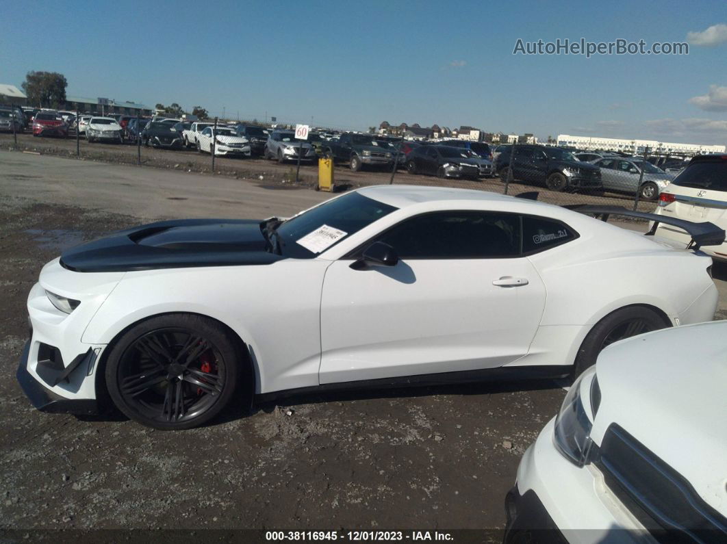 2018 Chevrolet Camaro Zl1 White vin: 1G1FJ1R62J0124639