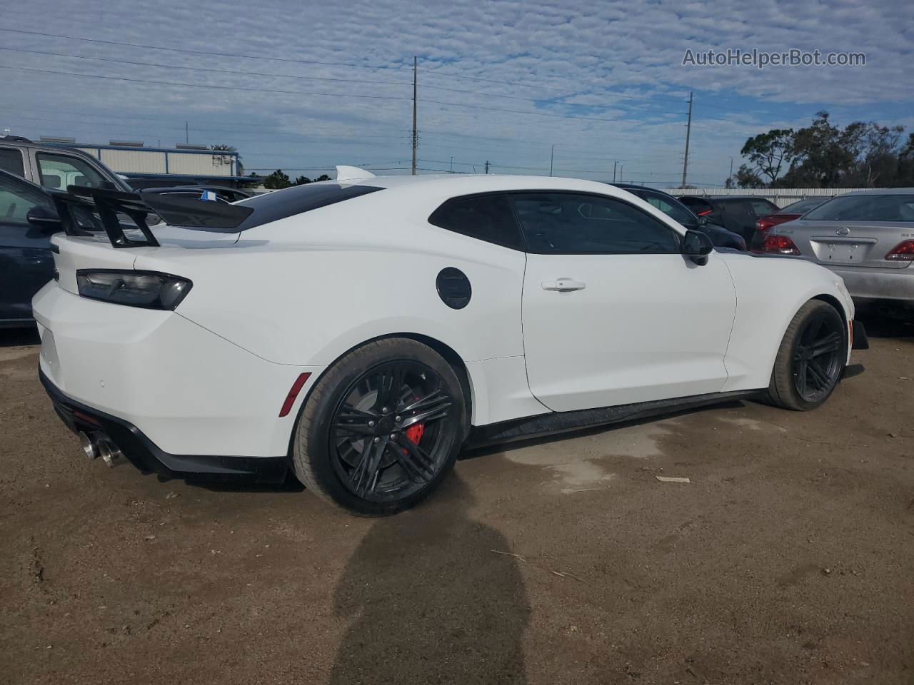 2018 Chevrolet Camaro Zl1 White vin: 1G1FJ1R65J0169686