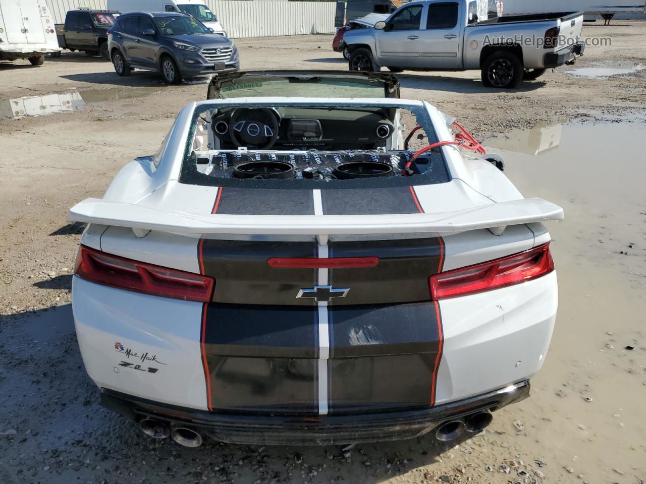 2018 Chevrolet Camaro Zl1 White vin: 1G1FK1R63J0162989