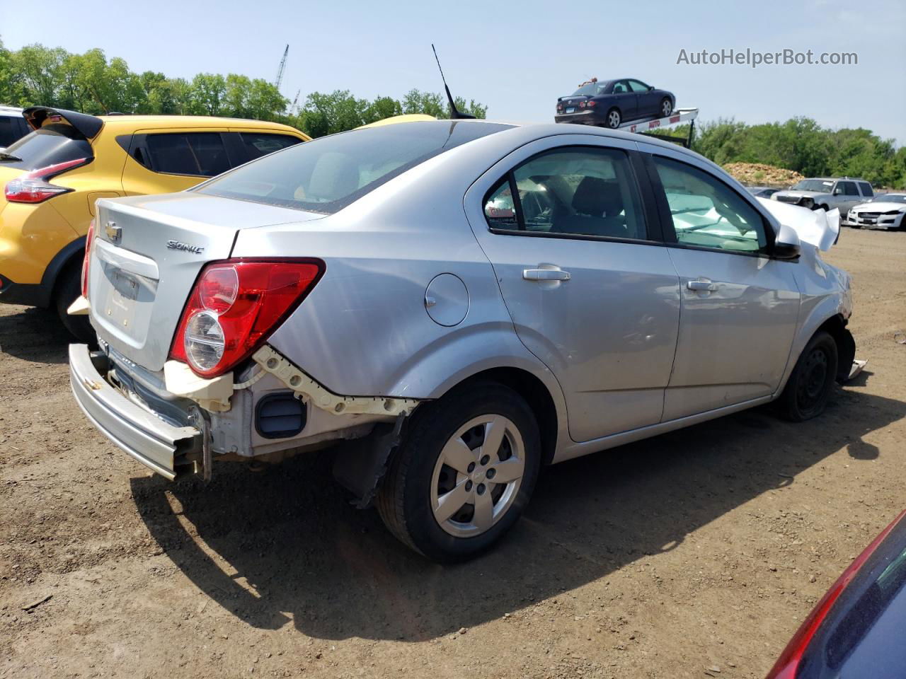 2013 Chevrolet Sonic Ls Серебряный vin: 1G1JA5SG5D4211145