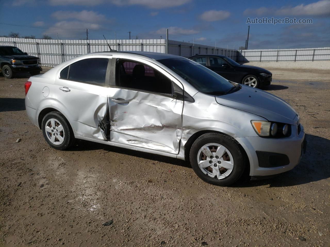 2013 Chevrolet Sonic Ls Silver vin: 1G1JA5SH0D4150084