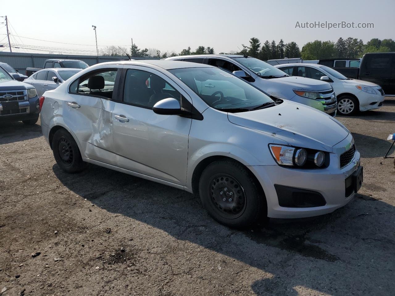 2013 Chevrolet Sonic Ls Серебряный vin: 1G1JA5SH1D4155908