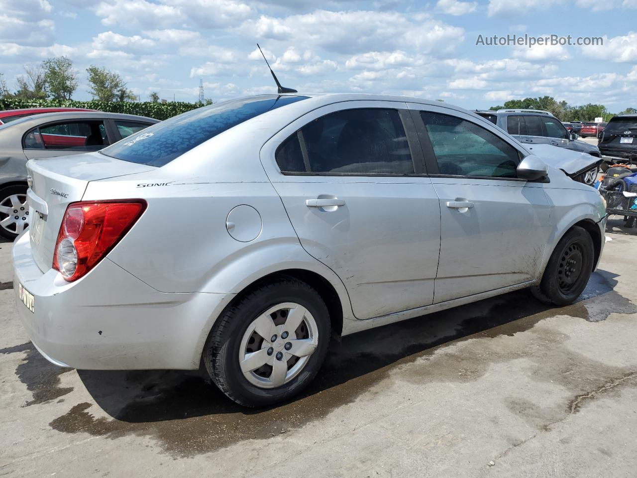 2013 Chevrolet Sonic Ls Silver vin: 1G1JA5SH6D4107384