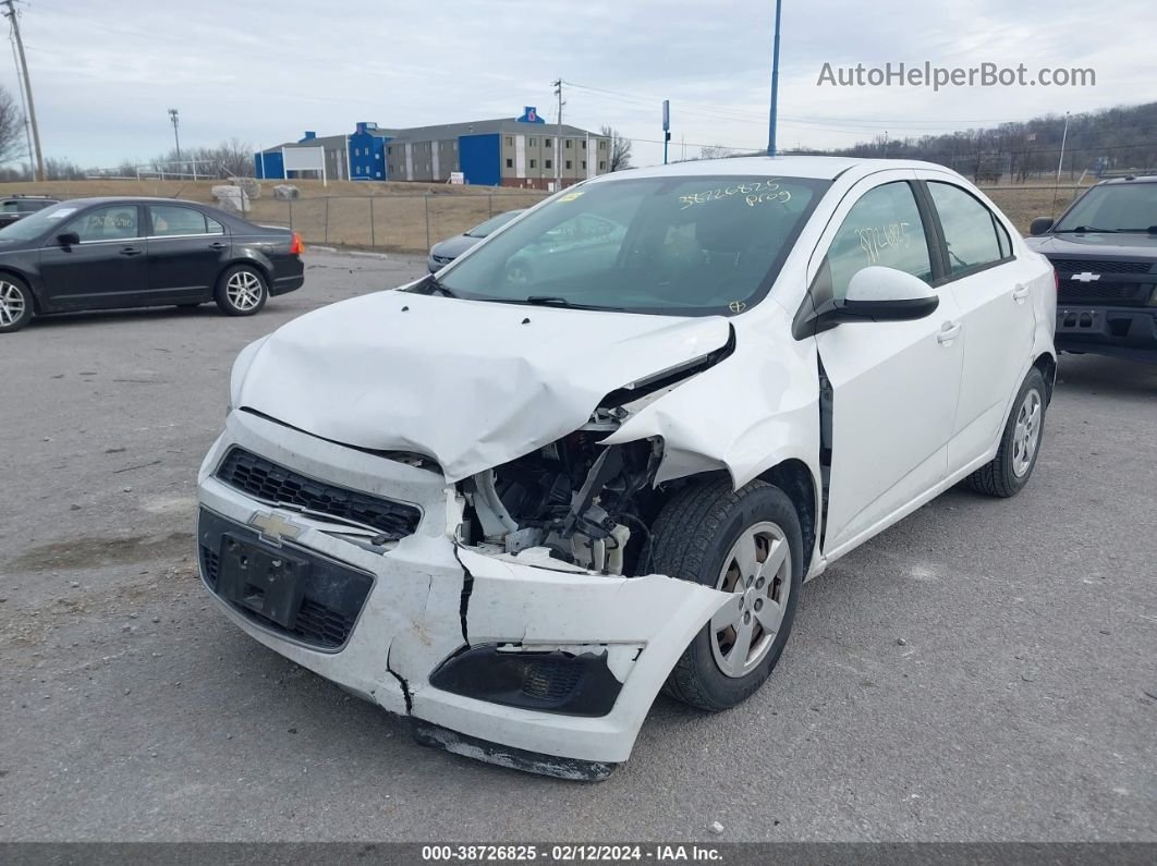 2014 Chevrolet Sonic Ls Auto White vin: 1G1JA5SH7E4181303