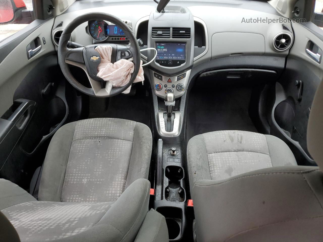 2014 Chevrolet Sonic Ls Красный vin: 1G1JA5SH8E4242447