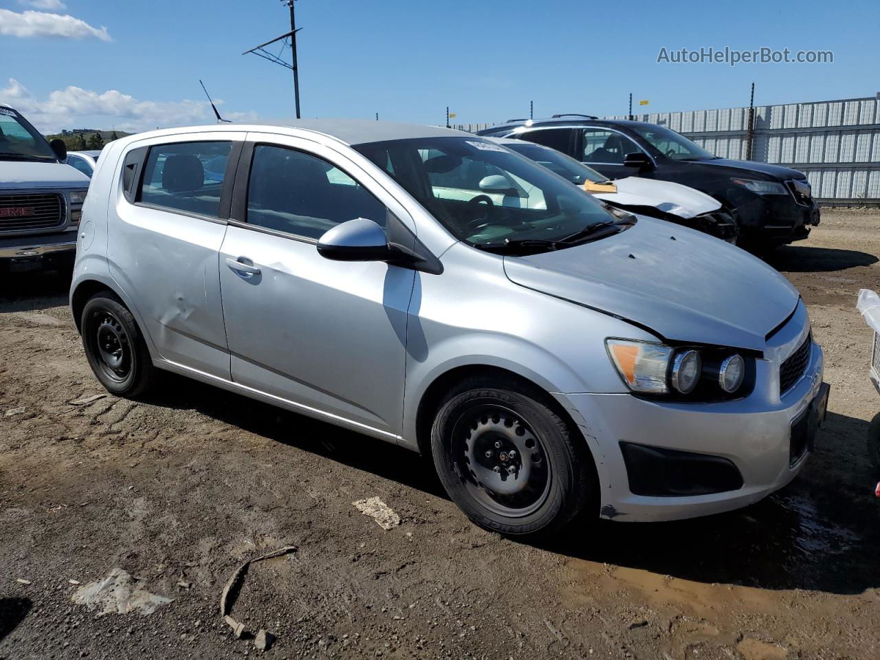 2013 Chevrolet Sonic Ls Серебряный vin: 1G1JA6SG6D4233497