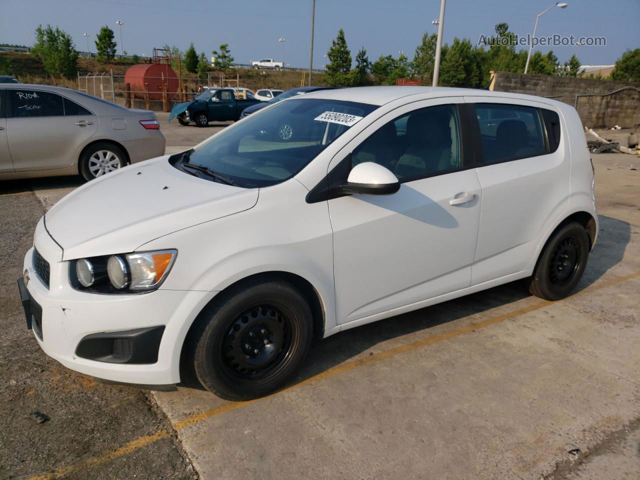 2013 Chevrolet Sonic Ls White vin: 1G1JA6SH1D4204255