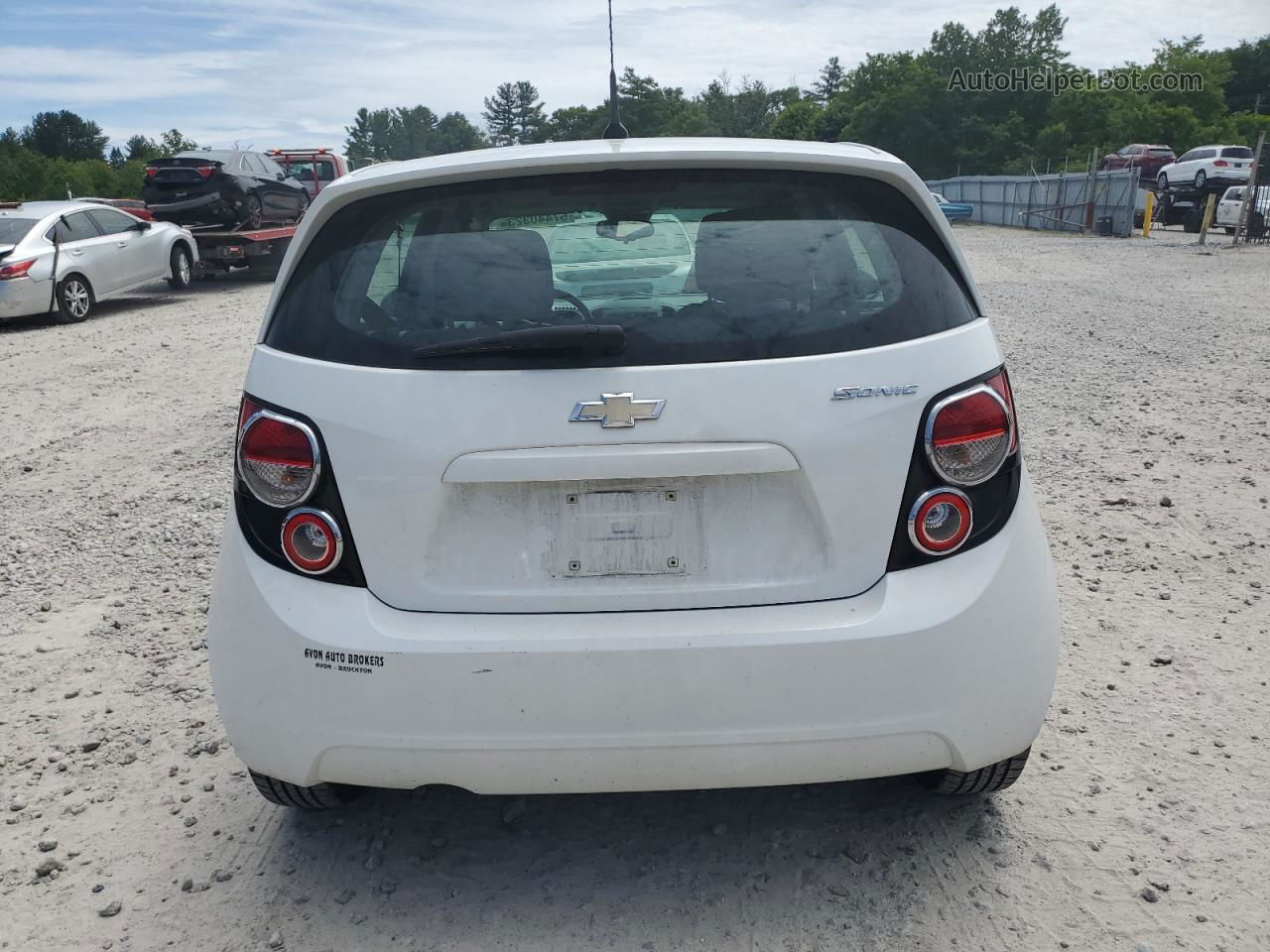 2013 Chevrolet Sonic Ls White vin: 1G1JA6SH2D4197994