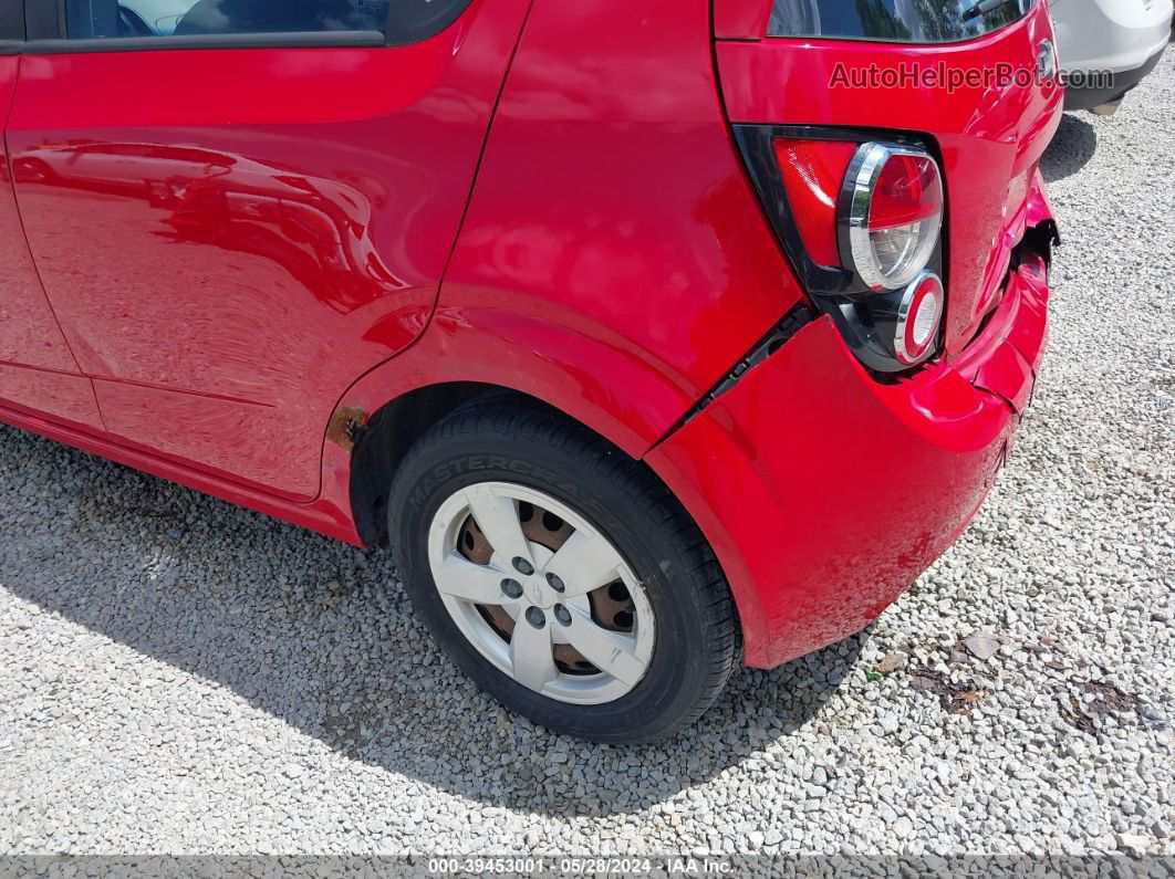 2013 Chevrolet Sonic Ls Auto Red vin: 1G1JA6SH4D4107549