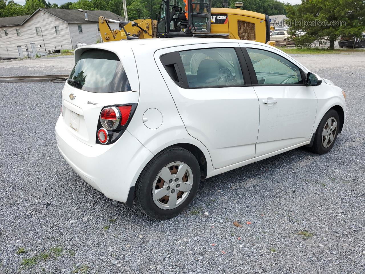 2014 Chevrolet Sonic Ls White vin: 1G1JA6SH6E4132101