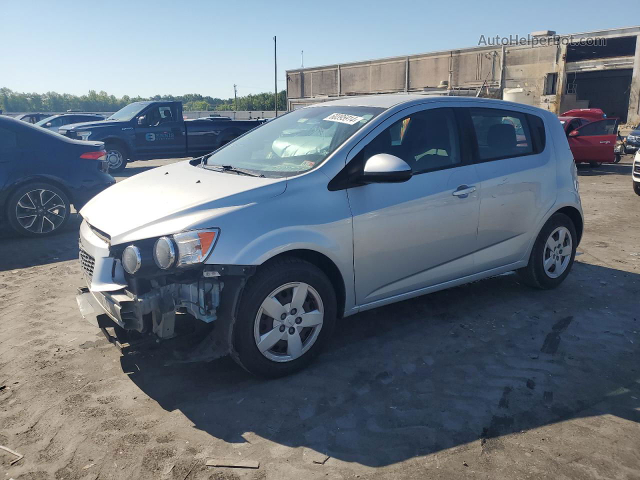 2013 Chevrolet Sonic Ls Серебряный vin: 1G1JB6SHXD4121436