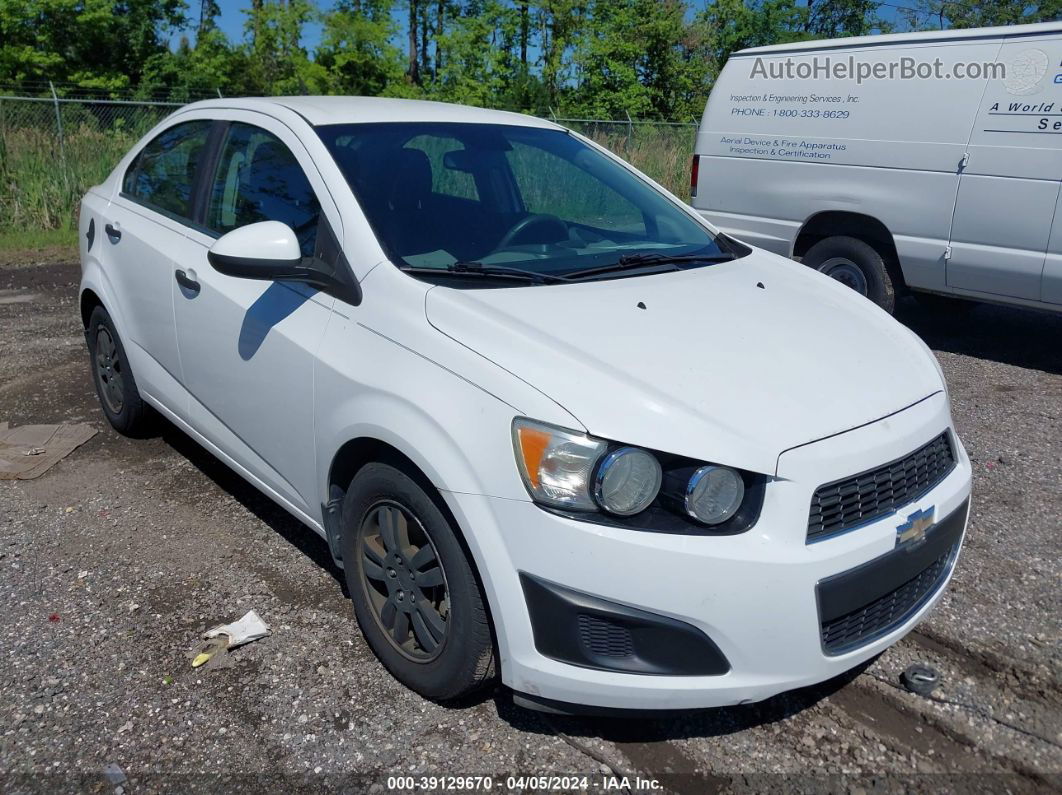 2013 Chevrolet Sonic Lt Auto White vin: 1G1JC5SB8D4241027