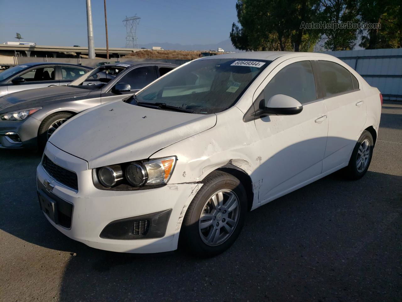 2014 Chevrolet Sonic Lt Белый vin: 1G1JC5SG8E4108555