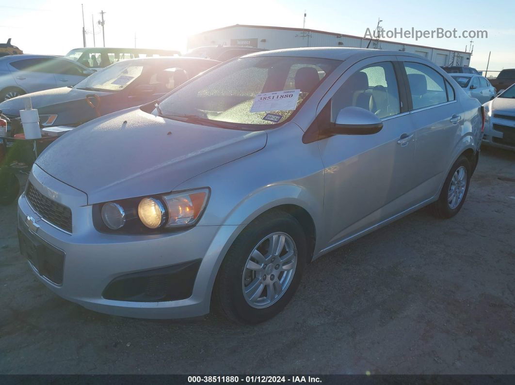 2013 Chevrolet Sonic Lt Auto Серебряный vin: 1G1JC5SH2D4131028