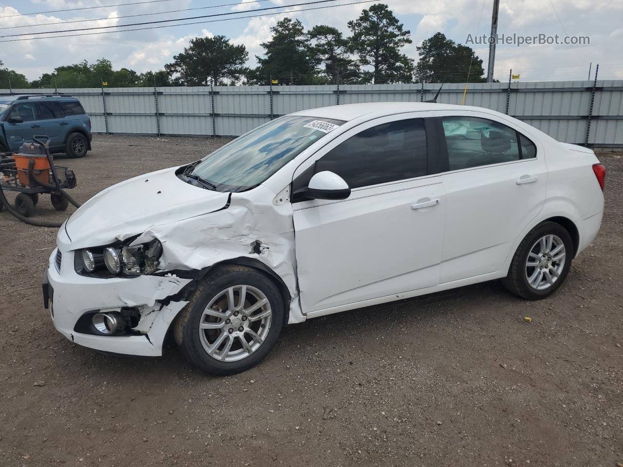 2013 Chevrolet Sonic Lt White vin: 1G1JC5SH4D4105241