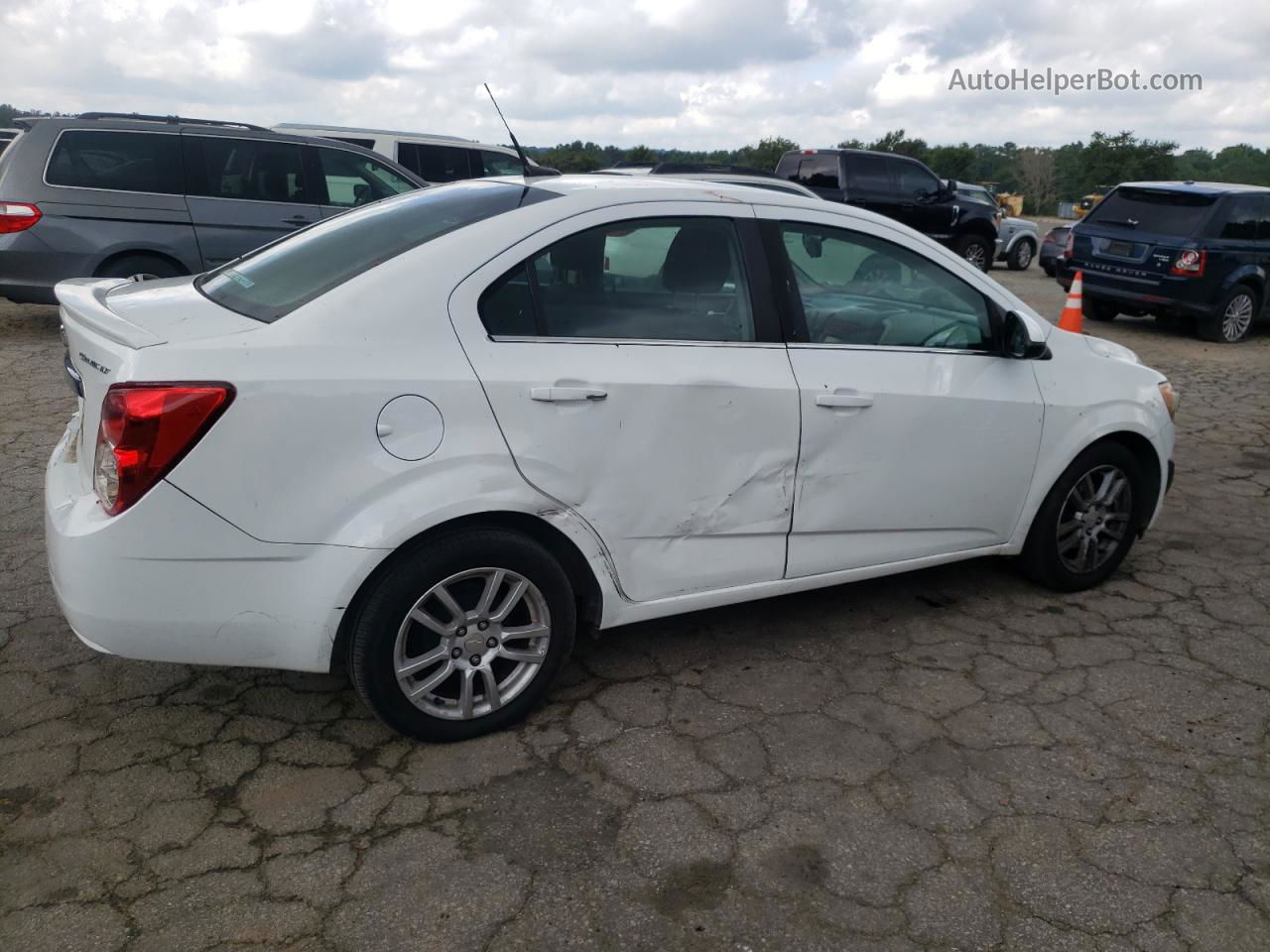 2014 Chevrolet Sonic Lt White vin: 1G1JC5SH4E4238776