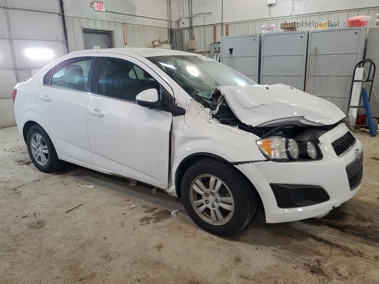 2014 Chevrolet Sonic Lt White vin: 1G1JC5SH8E4201620