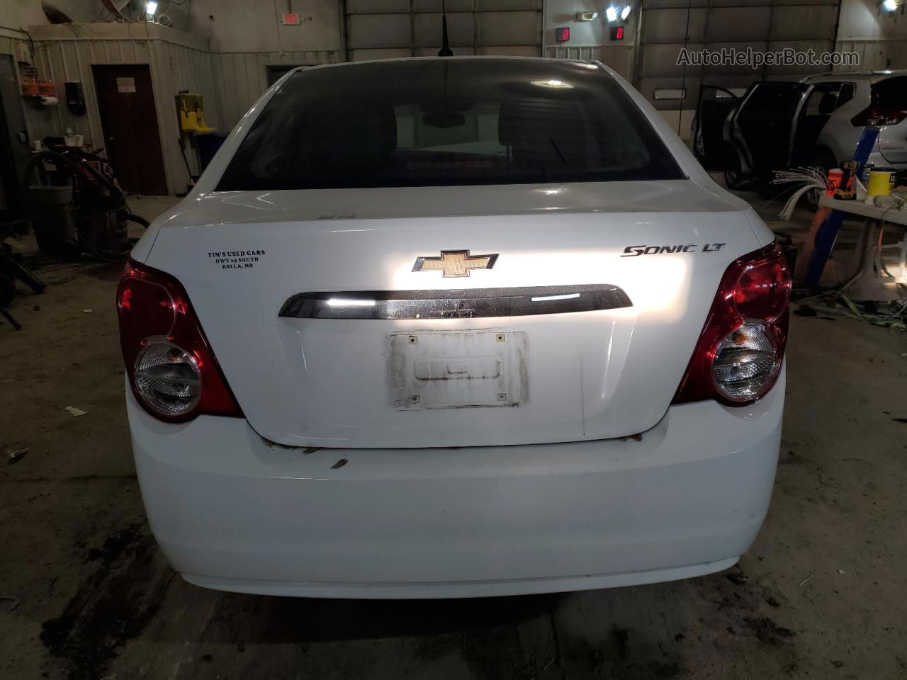 2014 Chevrolet Sonic Lt White vin: 1G1JC5SH8E4201620