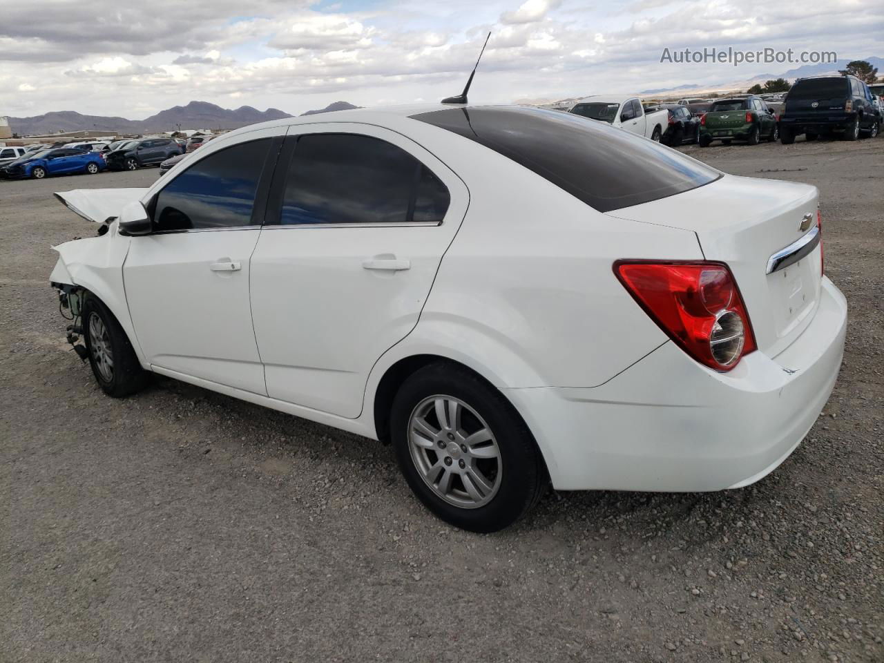 2014 Chevrolet Sonic Lt White vin: 1G1JC5SH9E4202632